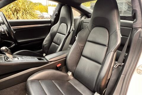 Porsche 911 CARRERA 3.4 PDK 33