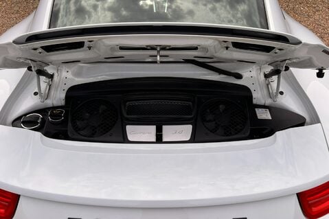 Porsche 911 CARRERA 3.4 PDK 18