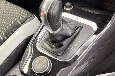 Volkswagen T-Roc SEL 2.0 TSI 4MOTION DSG 19