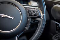 Jaguar XJ 3.0 D V6 PORTFOLIO 31
