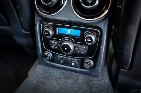 Jaguar XJ 3.0 D V6 PORTFOLIO 39