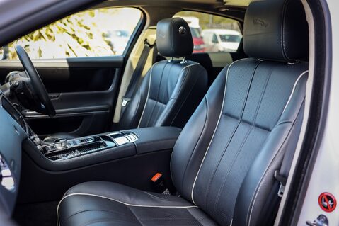 Jaguar XJ 3.0 D V6 PORTFOLIO 14