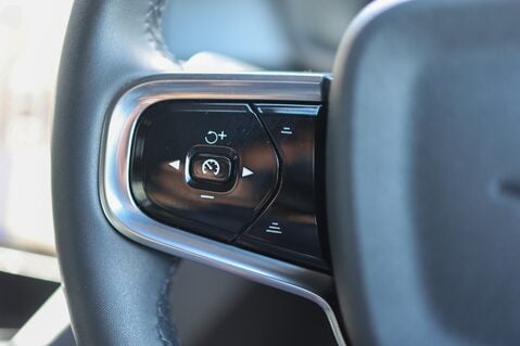 Polestar 2 BASE 17