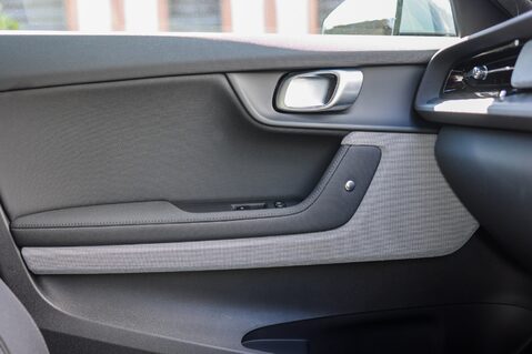 Polestar 2 BASE 34