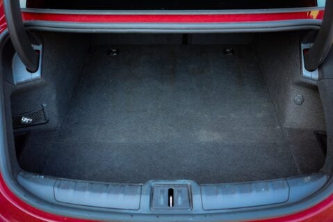 Porsche Taycan Performance EV 30