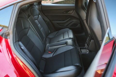 Porsche Taycan Performance EV 24