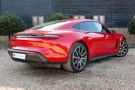Porsche Taycan Performance EV 8