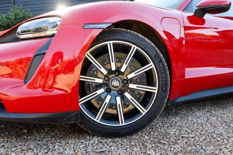 Porsche Taycan Performance EV 46