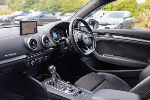 Audi A3 2.0 TDI QUATTRO S LINE S-TRONIC 3