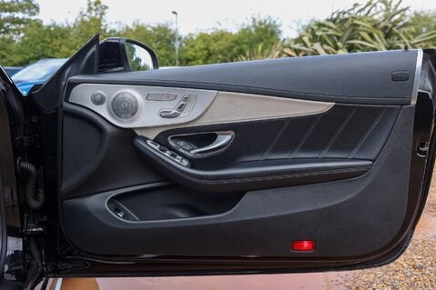 Mercedes-Benz C Class C63S AMG 4.0 PREMIUM CABRIOLET 18