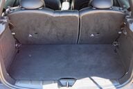 Mini Hatch 2.0 JOHN COOPER WORKS MANUAL 32