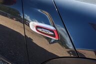 Mini Hatch 2.0 JOHN COOPER WORKS MANUAL 36