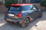 Mini Hatch 2.0 JOHN COOPER WORKS MANUAL 48
