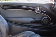 Mini Hatch 2.0 JOHN COOPER WORKS MANUAL 30