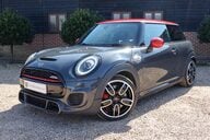 Mini Hatch 2.0 JOHN COOPER WORKS MANUAL 7