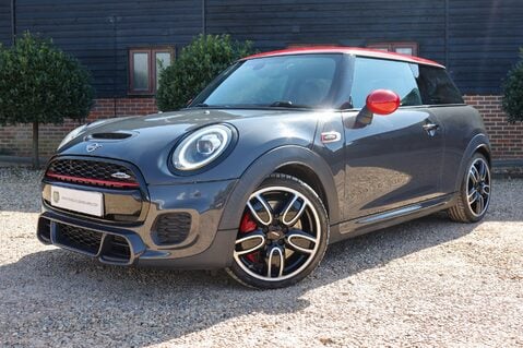 Mini Hatch 2.0 JOHN COOPER WORKS MANUAL 43