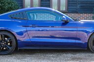 Ford Mustang 2.3 ECOBOOST AUTO 9