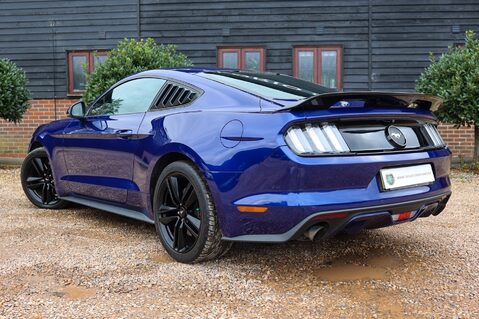 Ford Mustang 2.3 ECOBOOST AUTO 2