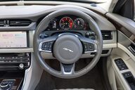 Jaguar XF 2.0 D PORTFOLIO AWD 13