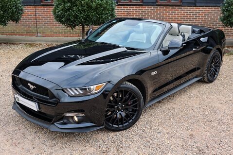 Ford Mustang GT 5.0  V8 MANUAL CABRIOLET 48