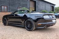 Ford Mustang GT 5.0  V8 MANUAL CABRIOLET 52