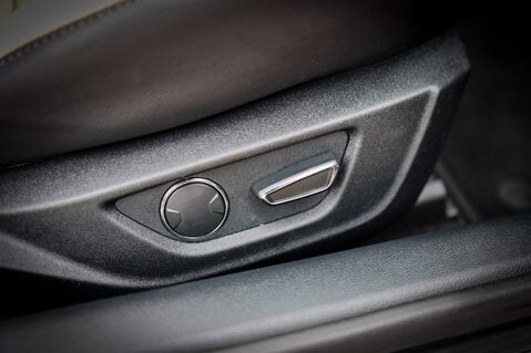 Ford Mustang GT 5.0  V8 MANUAL CABRIOLET 29