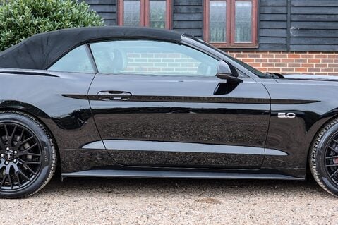 Ford Mustang GT 5.0  V8 MANUAL CABRIOLET 11