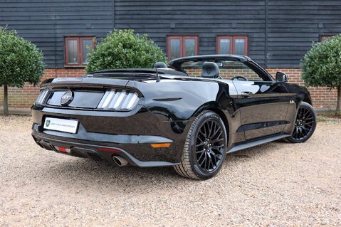 Ford Mustang GT 5.0  V8 MANUAL CABRIOLET 8