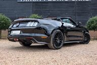 Ford Mustang GT 5.0  V8 MANUAL CABRIOLET 57