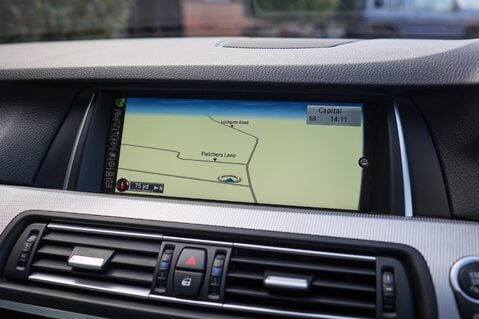 BMW M5 4.4 V8 AUTO 35