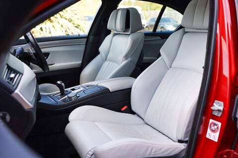 BMW M5 4.4 V8 AUTO 3