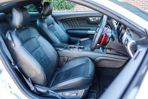 Ford Mustang 2.3 ECOBOOST AUTO 14