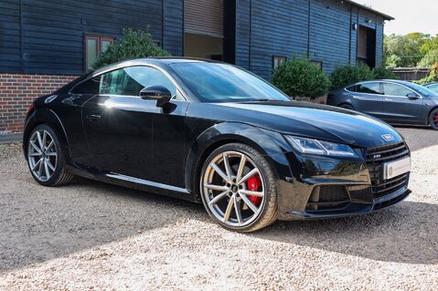 Audi TT S 2.0 TFSI QUATTRO BLACK EDITION S-TRONIC 50