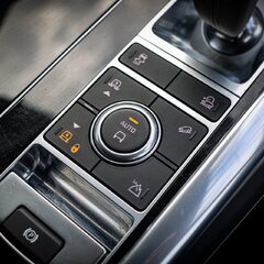 Land Rover Range Rover Sport SVR 5.0 V8 1