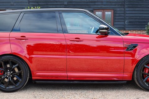Land Rover Range Rover Sport SVR 5.0 V8 12