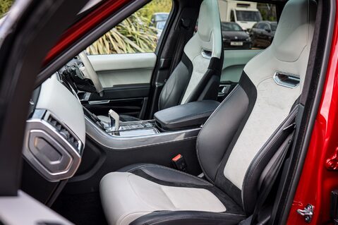 Land Rover Range Rover Sport SVR 5.0 V8 16