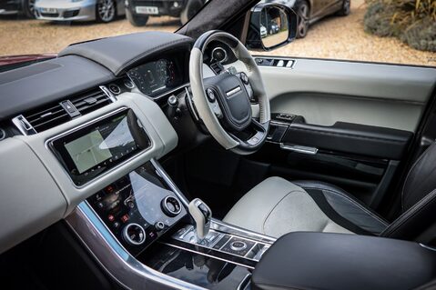 Land Rover Range Rover Sport SVR 5.0 V8 17