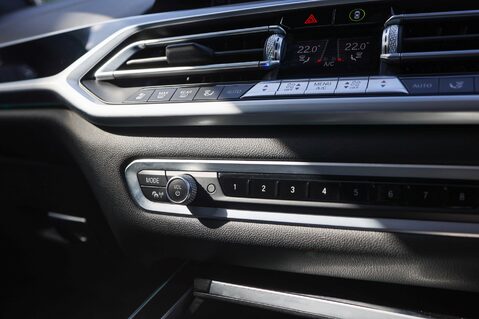 BMW X7 M50I 4.4 V8 43