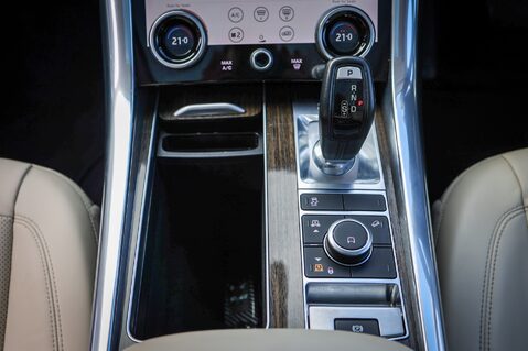 Land Rover Range Rover Sport 3.0 SDV6 HSE 34