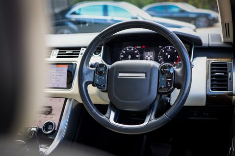 Land Rover Range Rover Sport 3.0 SDV6 HSE 13