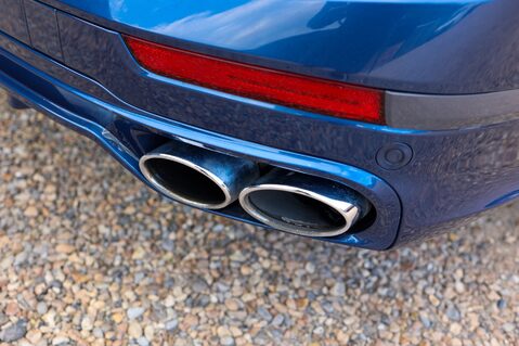 BMW Alpina XB7 4.4 V8 66