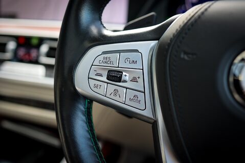 BMW Alpina XB7 4.4 V8 15