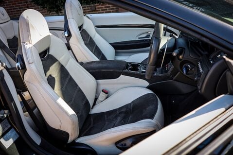 Maserati Grancabrio MC 4.7 V8 13