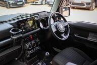 Suzuki Jimny SZ5 1.5 MANUAL 16