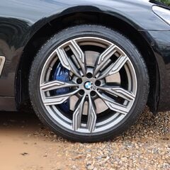 BMW 7 Series M760LI XDRIVE 6.6 V12 1