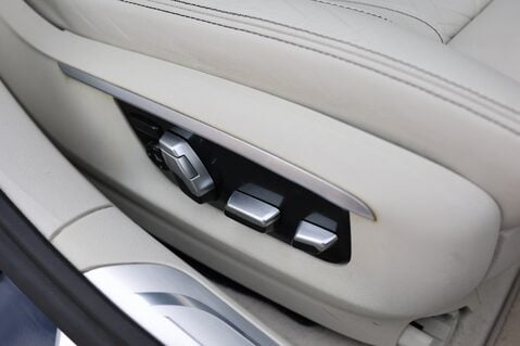 BMW 7 Series M760LI XDRIVE 6.6 V12 36
