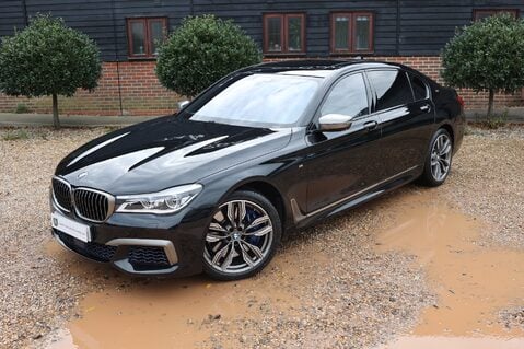 BMW 7 Series M760LI XDRIVE 6.6 V12 76