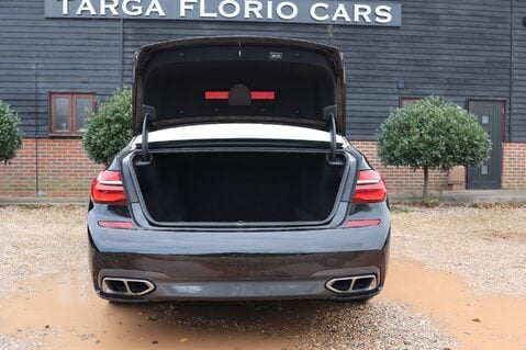 BMW 7 Series M760LI XDRIVE 6.6 V12 80