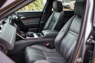 Land Rover Range Rover Velar D300 3.0 R-Dynamic HSE Auto 16
