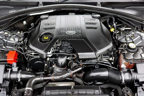 Land Rover Range Rover Velar D300 3.0 R-Dynamic HSE Auto 57